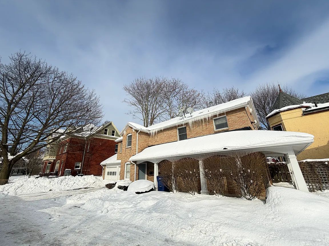 2 bed 1 bath - 433 Linwood Ave APT 6, Buffalo, NY 14209