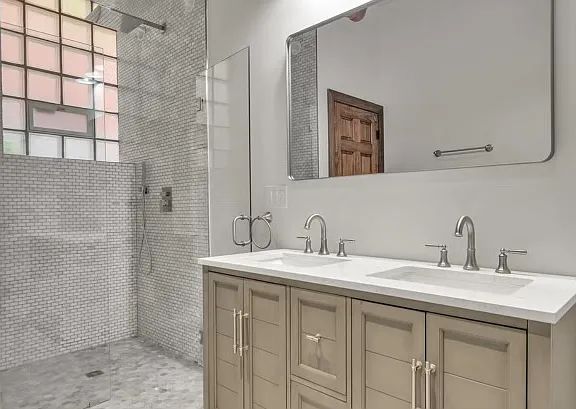 444 Linwood Ave, Buffalo, NY 14209