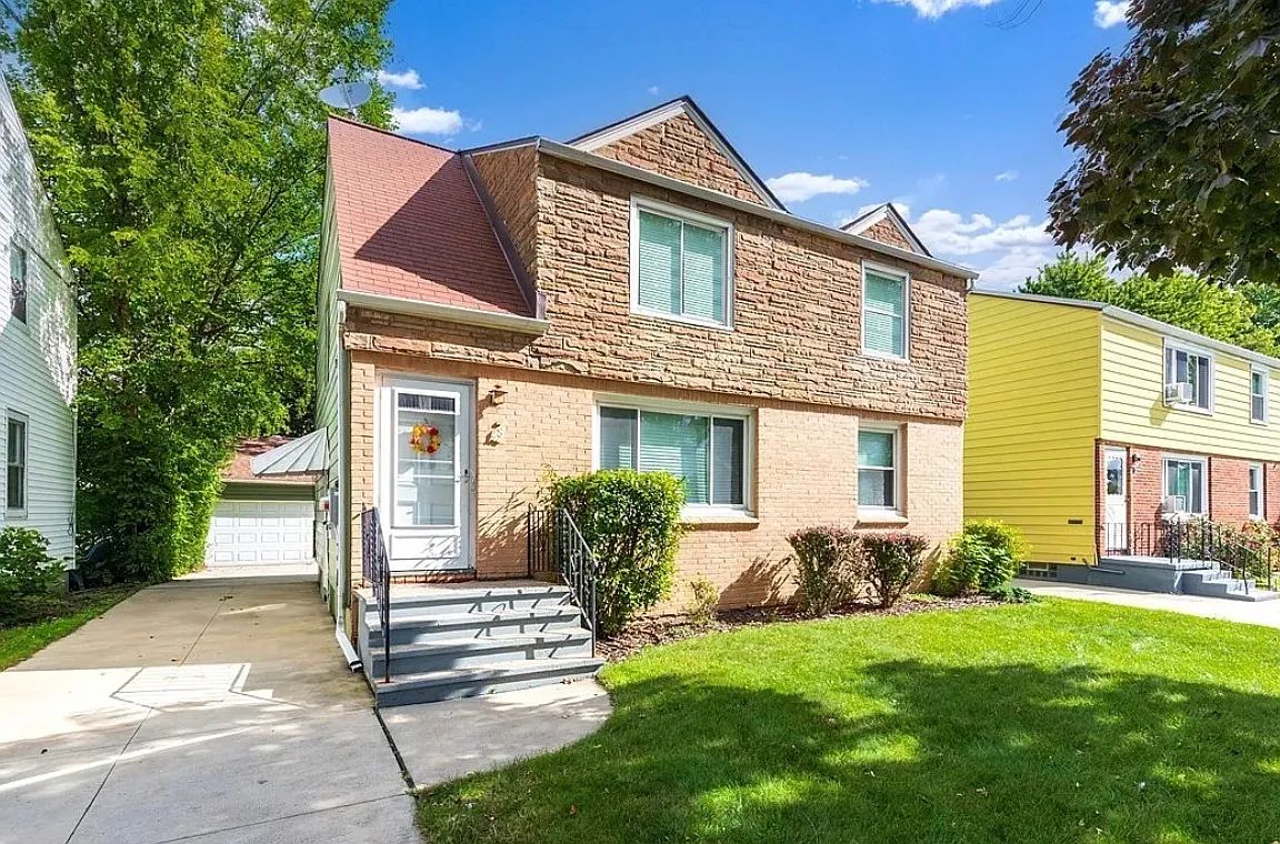 48 Layton Ave #2, Amherst, NY 14226