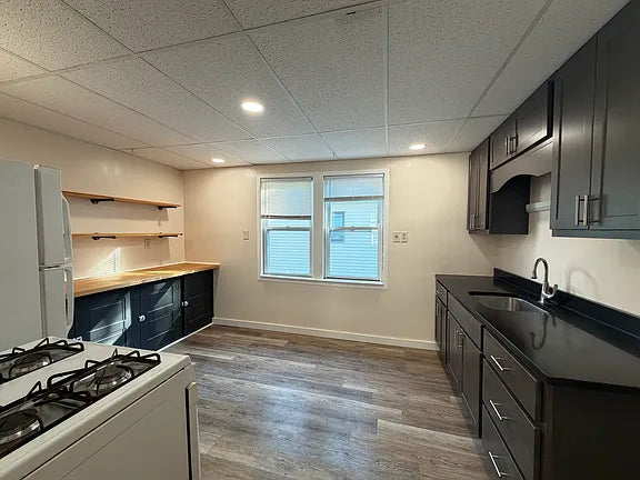 3 bed 1 bath - 92 Alsace Ave, # 2, Buffalo, NY 14220