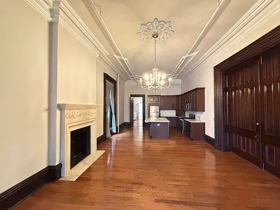 49 Cottage St APT 1 Buffalo NY 14201