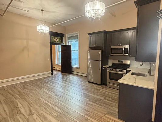 49 Cottage st #6 Buffalo NY 14201