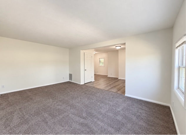 3 bed 1 bath - 5714 Buffalo Avenue - 2 Niagara Falls, NY 14304