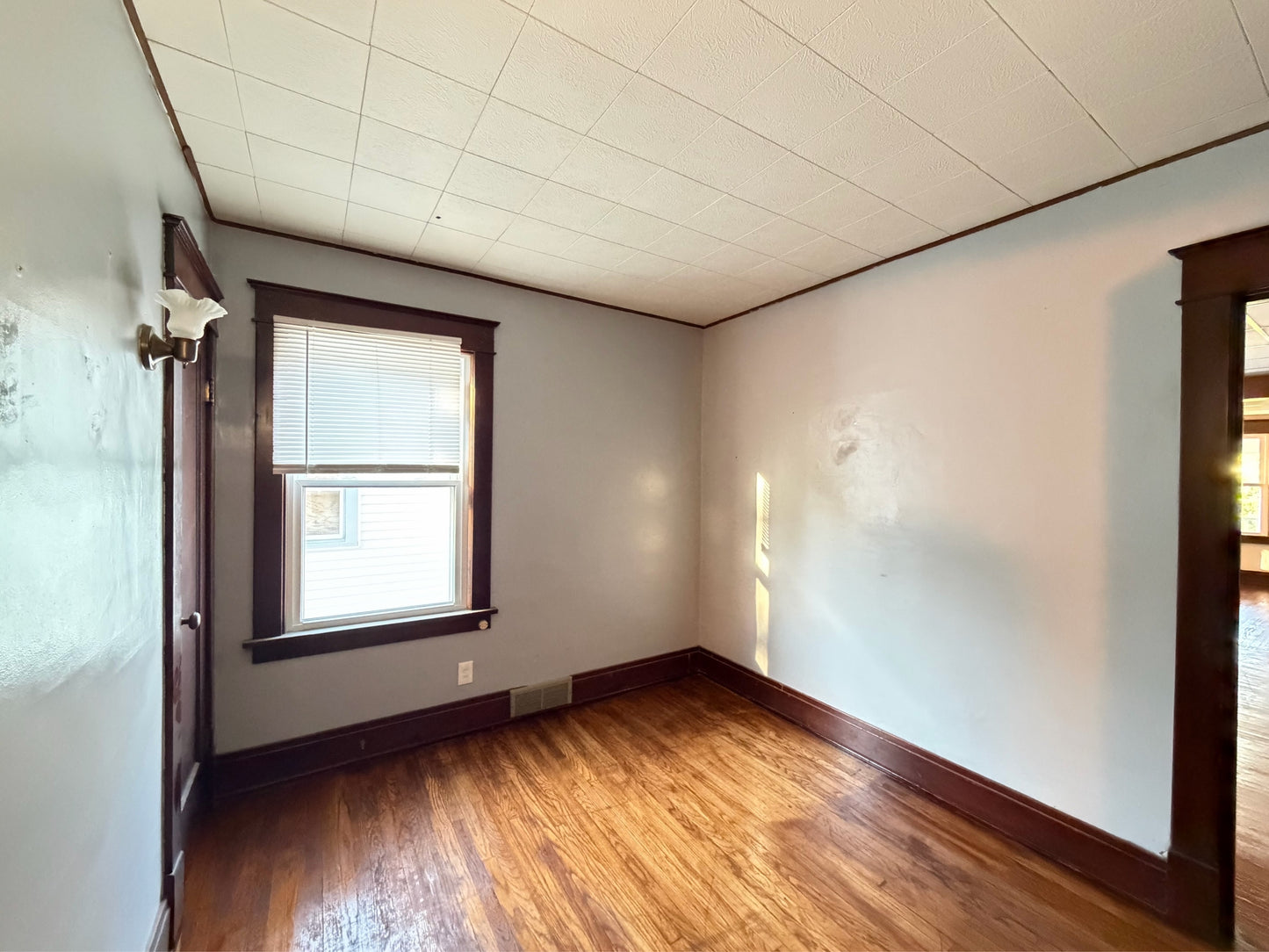 3 bed 1 bath - 418 Colvin Avenue - Upper Buffalo, NY 14216
