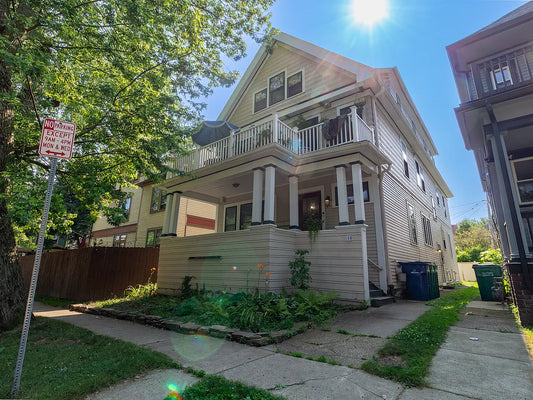 3 bed 1 bath- 46 Atlantic Ave #1, Buffalo, NY 14222