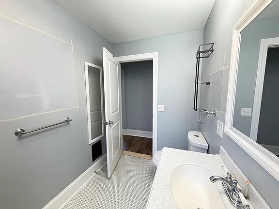 3 bed 1 bath - 80 Dewitt St, # 1, Buffalo, NY 14213