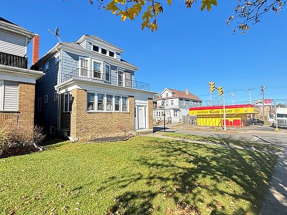 2 bed 1 bath - 500 Colvin Ave #Uf, Buffalo, NY 14216