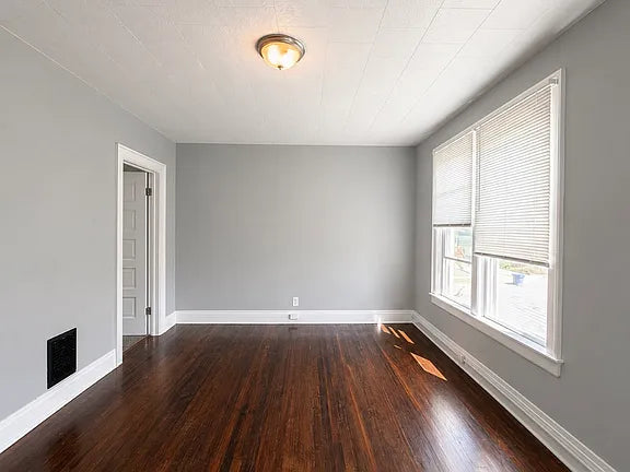 2 bed 1 bath - 80 Dewitt St, # 2, Buffalo, NY 14213