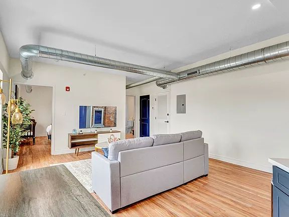 507 Niagara St Buffalo NY 14201