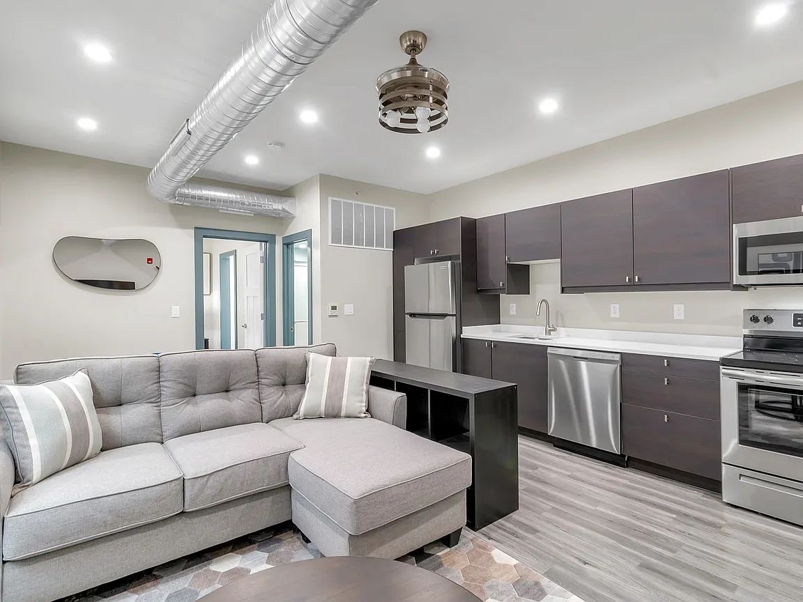 50 E Utica St #1C, Buffalo, NY 14209