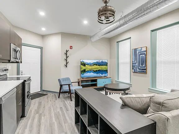 50 E Utica St #1C, Buffalo, NY 14209