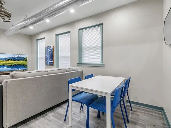 50 E Utica St #1C, Buffalo, NY 14209