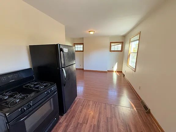 50 Tennyson Ave FLOOR 2, Buffalo, NY 14216