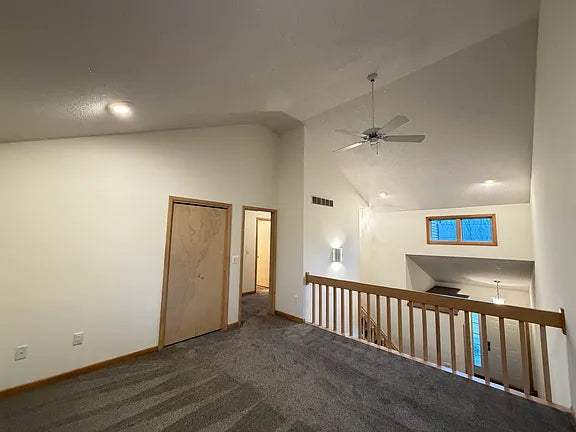 2 bed 1.5 bath- 4553 Abbott Rd, Orchard Park, NY 14127