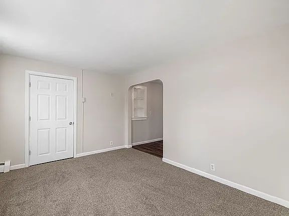 5312 Genesee St APT 2, Bowmansville, NY 14026