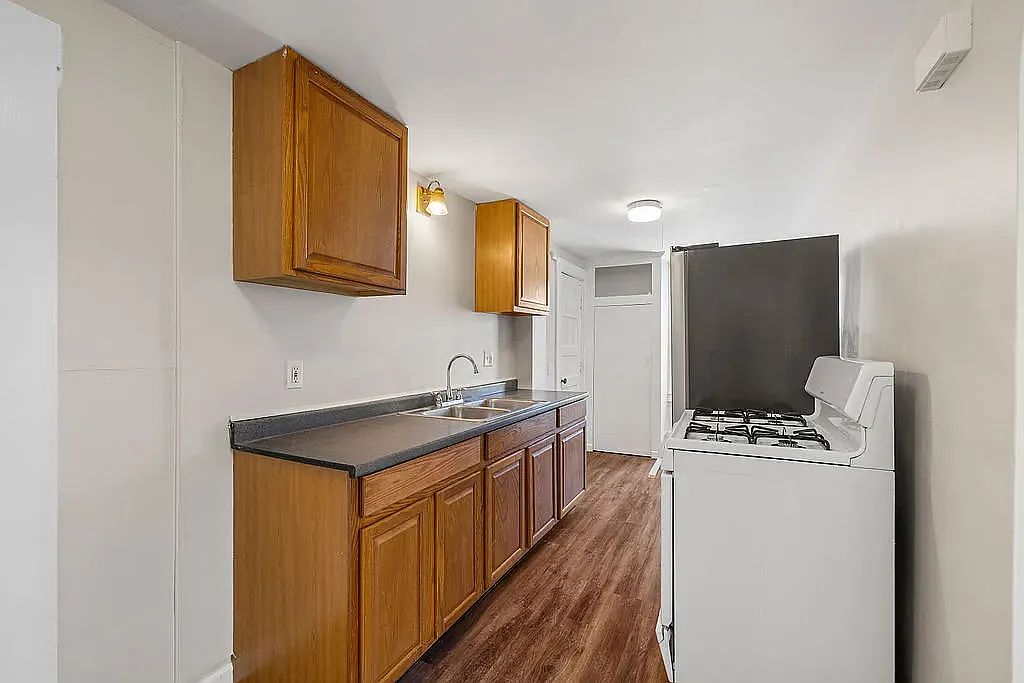 5312 Genesee St APT 2, Bowmansville, NY 14026