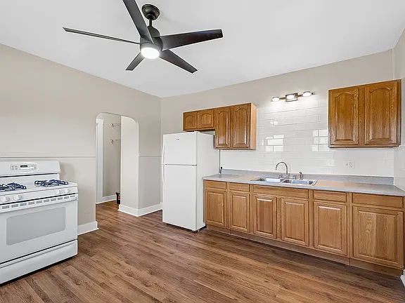 5312 Genesee St APT 3, Bowmansville, NY 14026