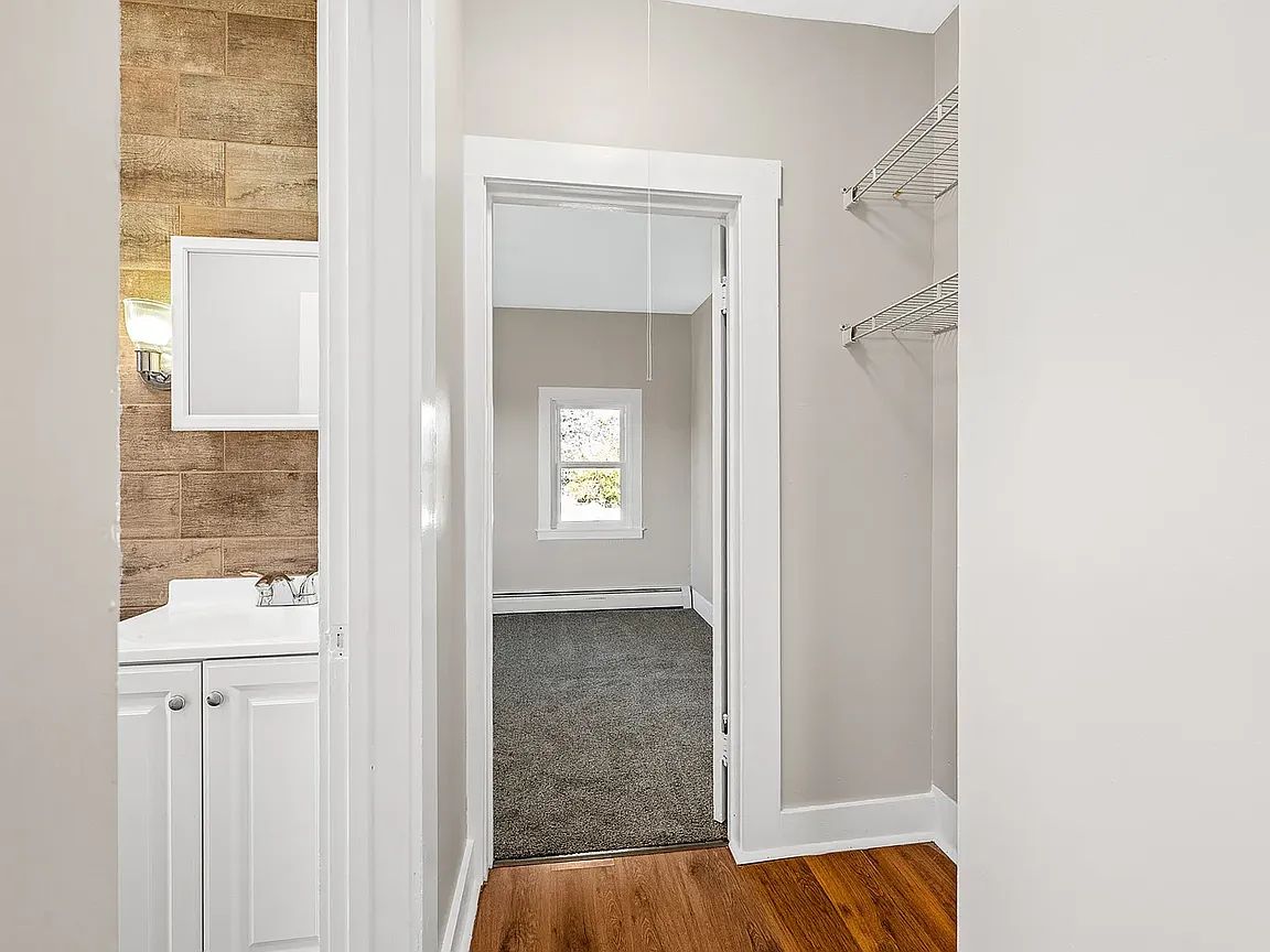 5312 Genesee St APT 3, Bowmansville, NY 14026