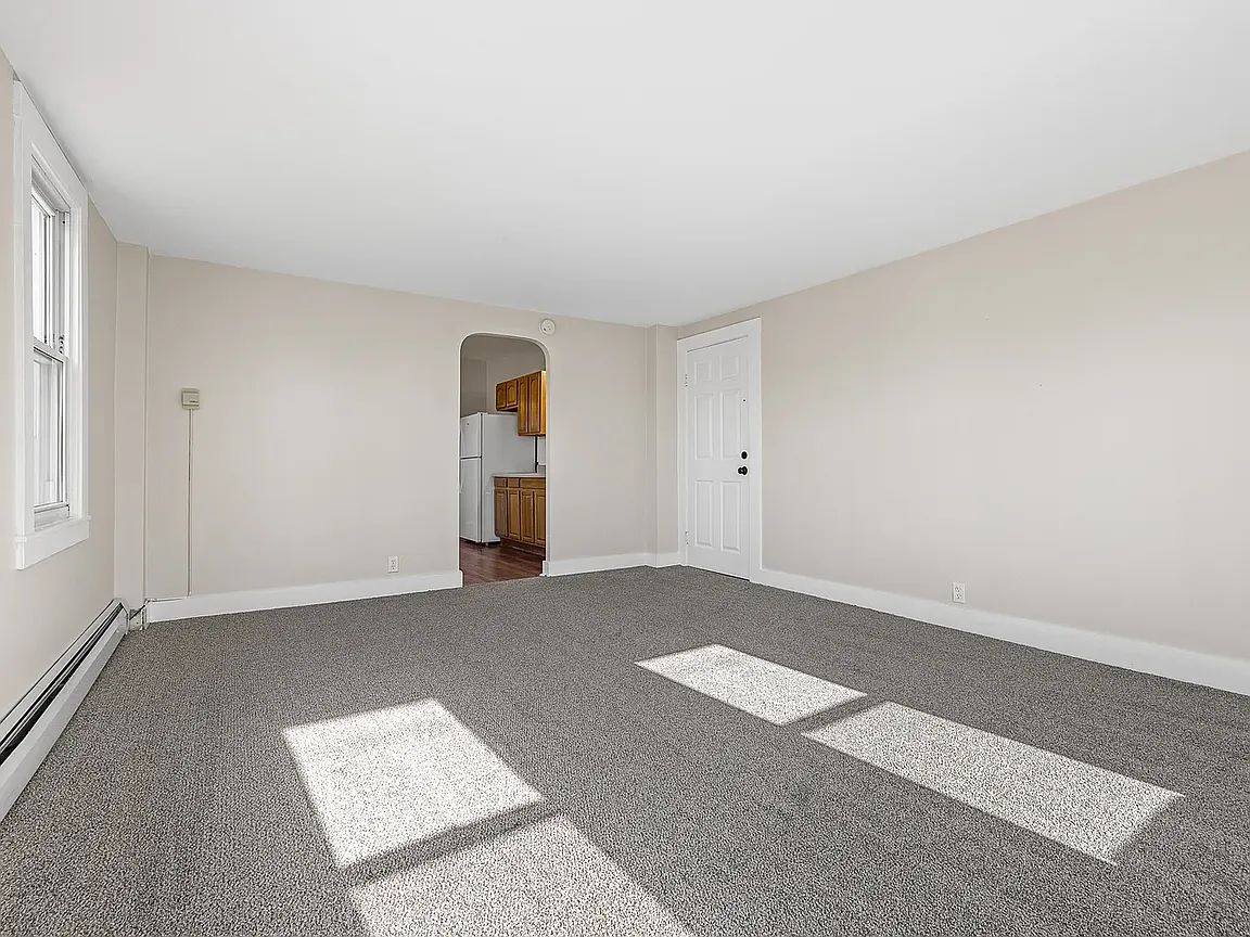 5312 Genesee St APT 3, Bowmansville, NY 14026