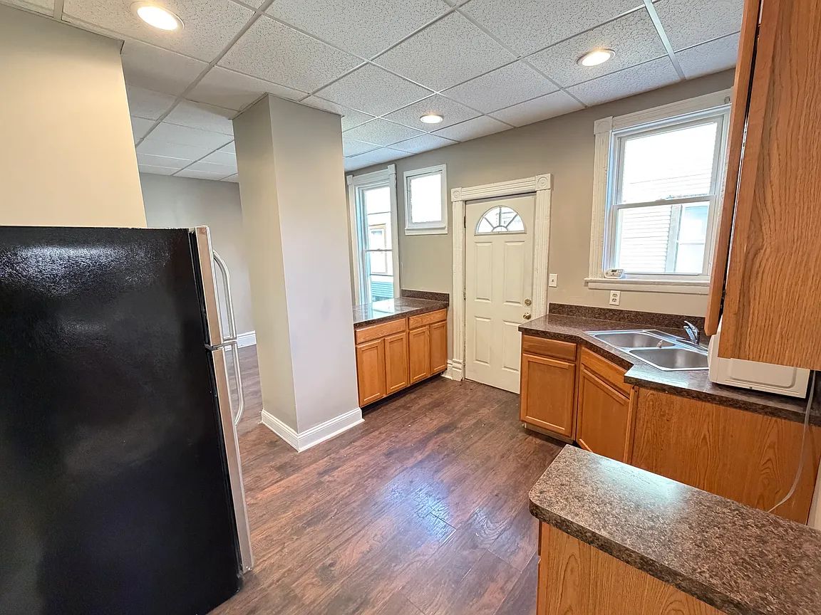 535 Massachusetts Ave #LR, Buffalo, NY 14213