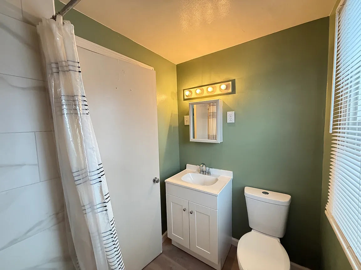 2 bed 1 bath- 48 Layton Ave #2, Amherst, NY 14226