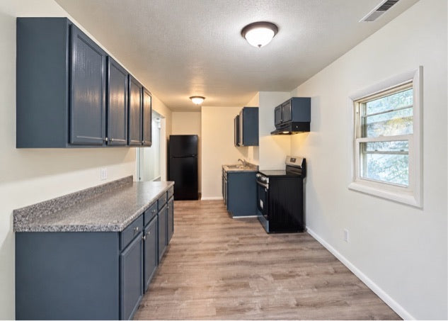 3 bed 1 bath - 5714 Buffalo Avenue - 2 Niagara Falls, NY 14304
