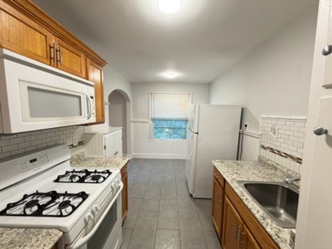 554 Linwood Ave APT 1, Buffalo, NY 14209