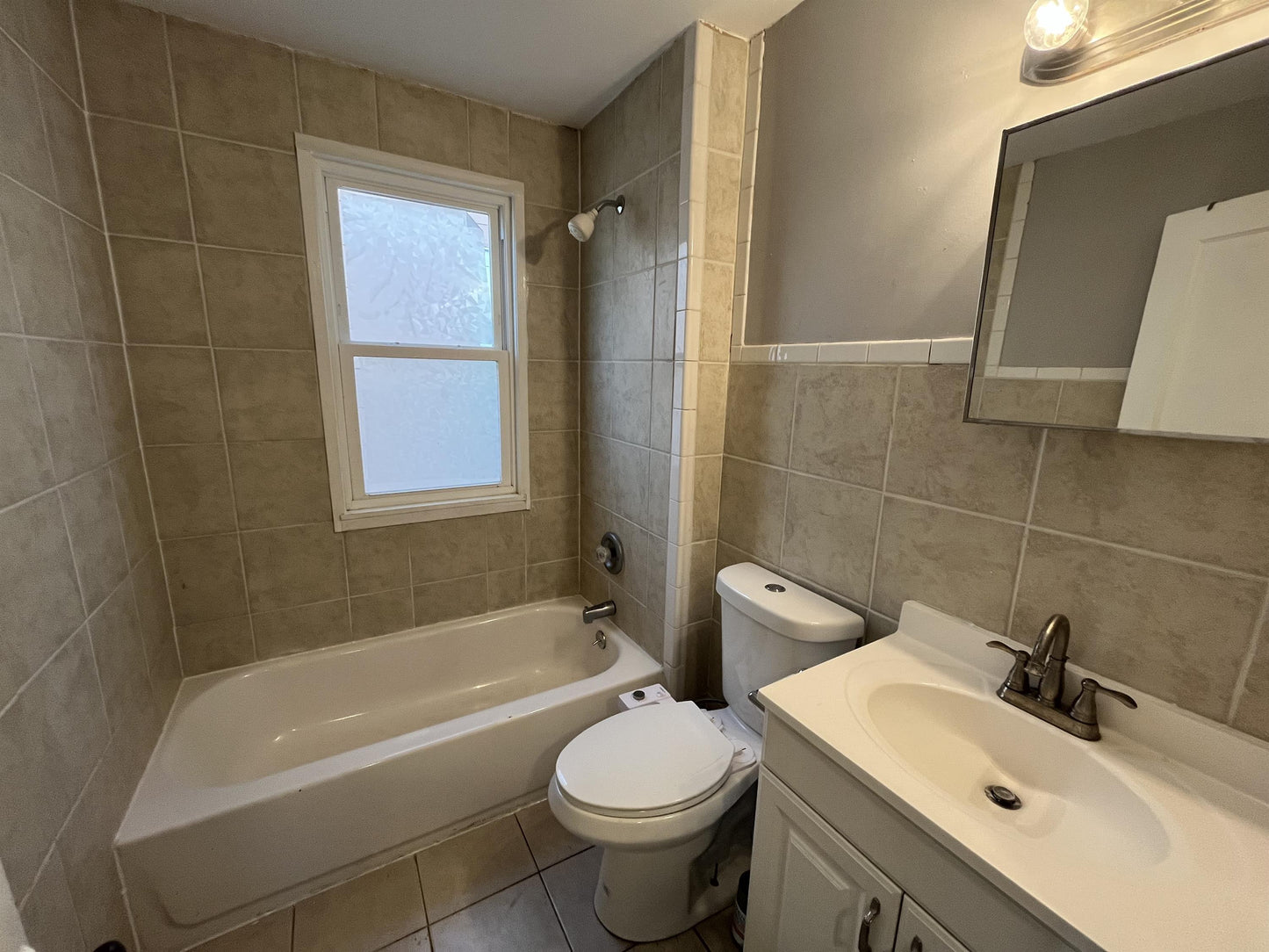 2 bed 1 bath - 15 Beatrice Ave #1 Buffalo, NY 14207