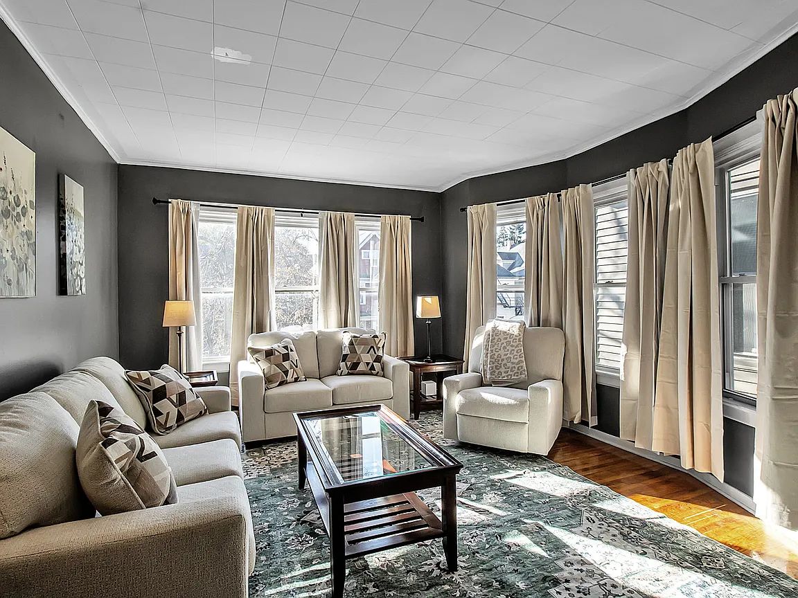 580 Potomac Ave #UR, Buffalo, NY 14222