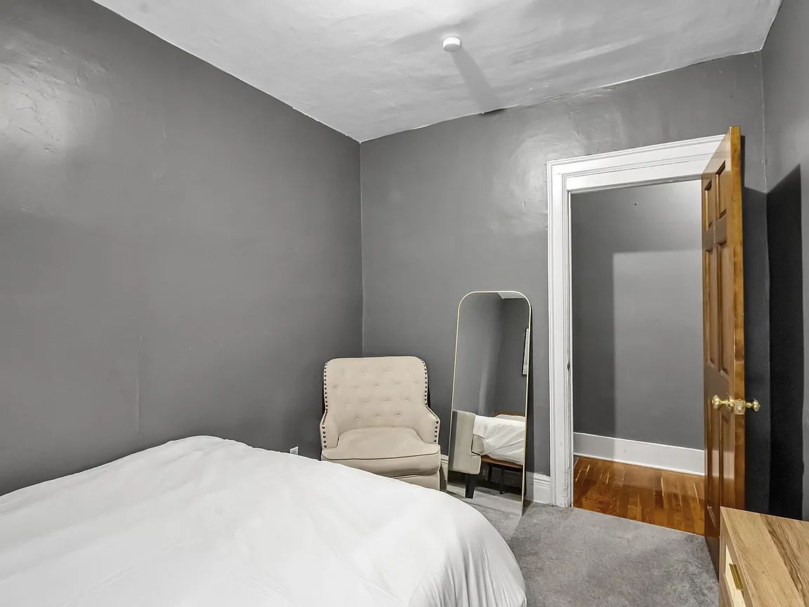 580 Potomac Ave #UR, Buffalo, NY 14222