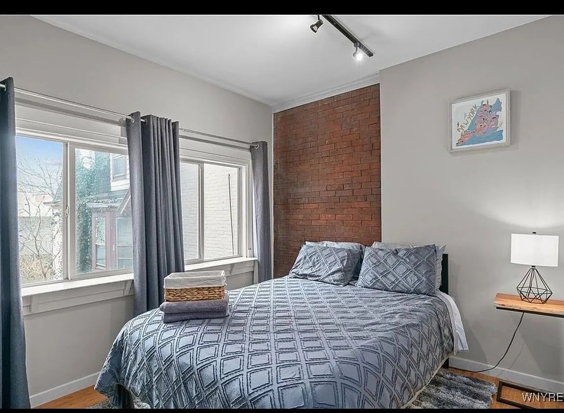 59 Irving Pl #2, Buffalo, NY 14201