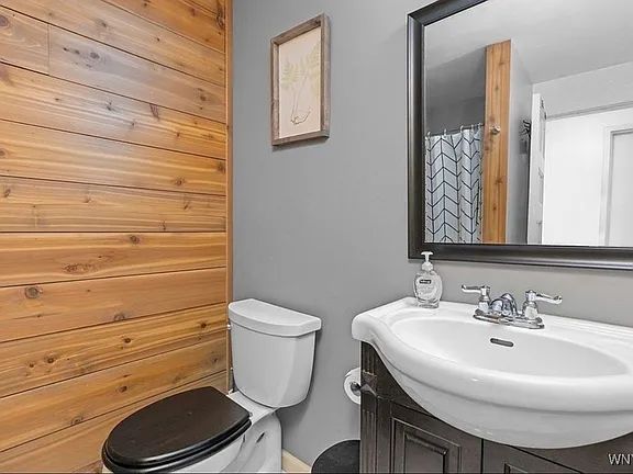 59 Irving Pl #2, Buffalo, NY 14201