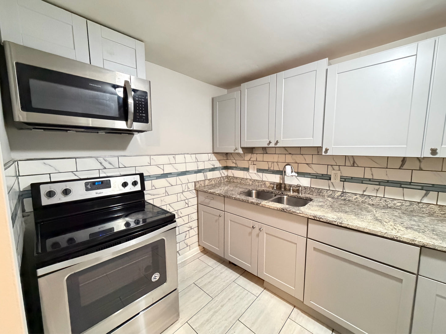 3 bed 2 bath - 132 Denrose Drive Buffalo, NY 1422