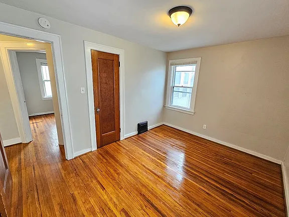 2 bed 1 bath- 175 Hamilton Dr #1, Buffalo, NY 14226