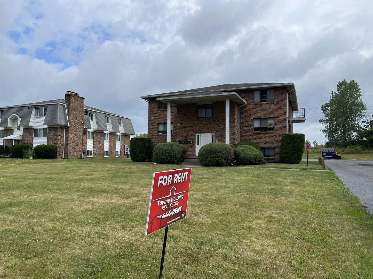 2 bed 1 bath - 6305 Robinson Rd-#4 Lockport, NY 14094