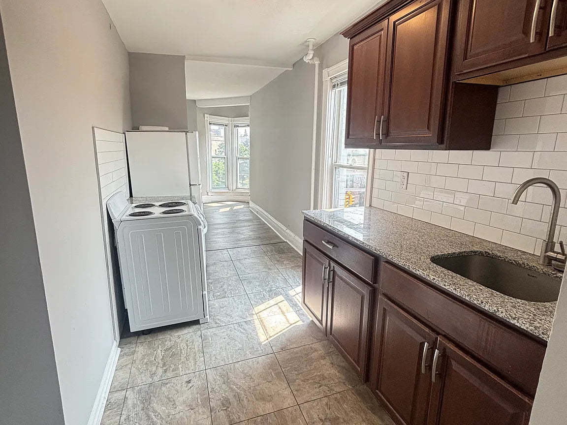 232 Richmond Ave #11, Buffalo NY 14222