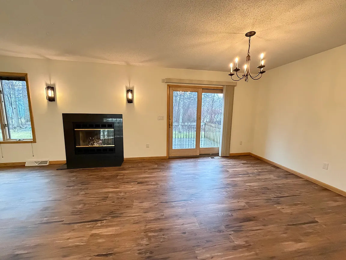 2 bed 1.5 bath- 4553 Abbott Rd, Orchard Park, NY 14127