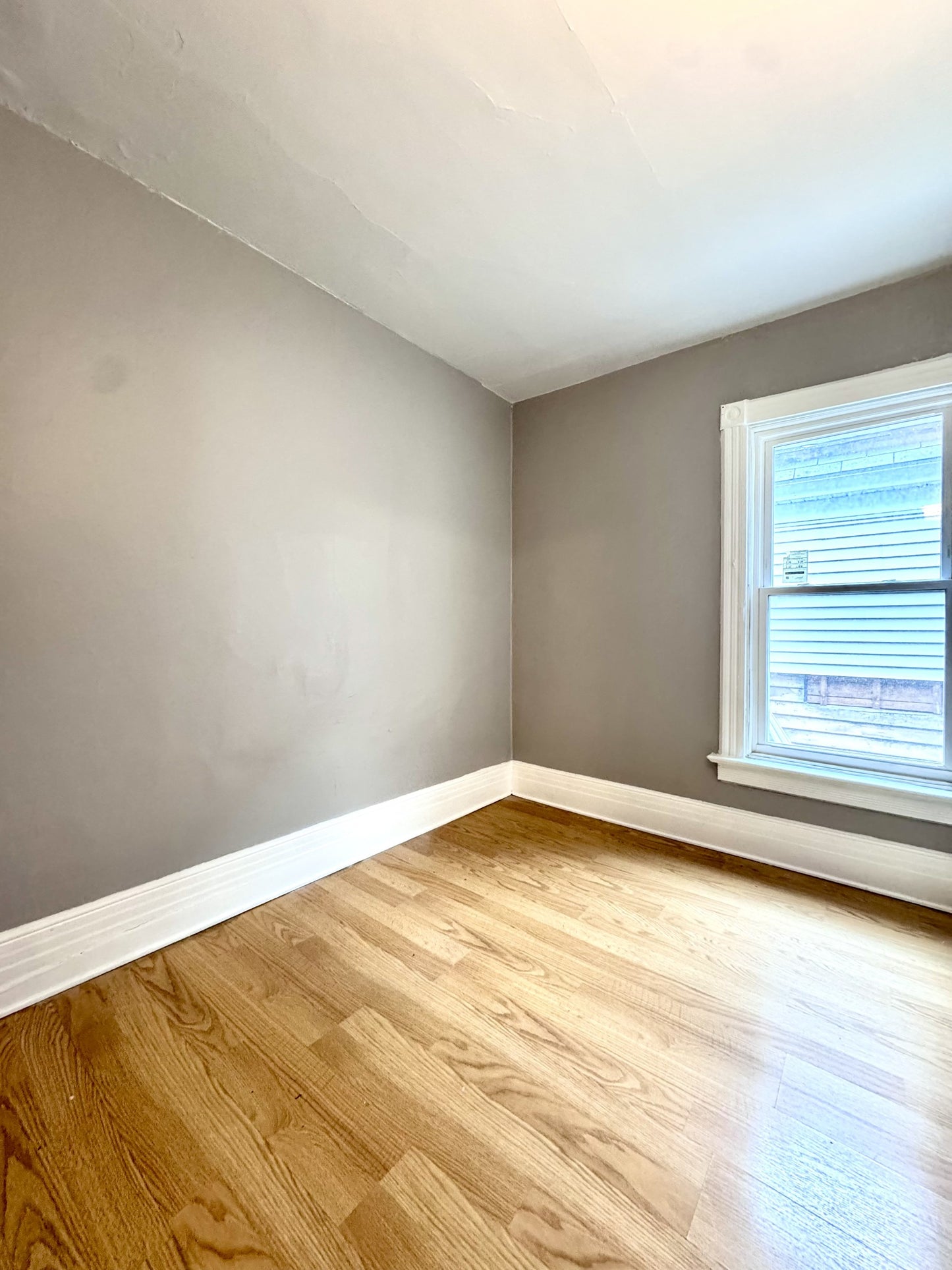 3 bed 1 bath - 339 Hampshire Street - 2 Buffalo, NY 14213