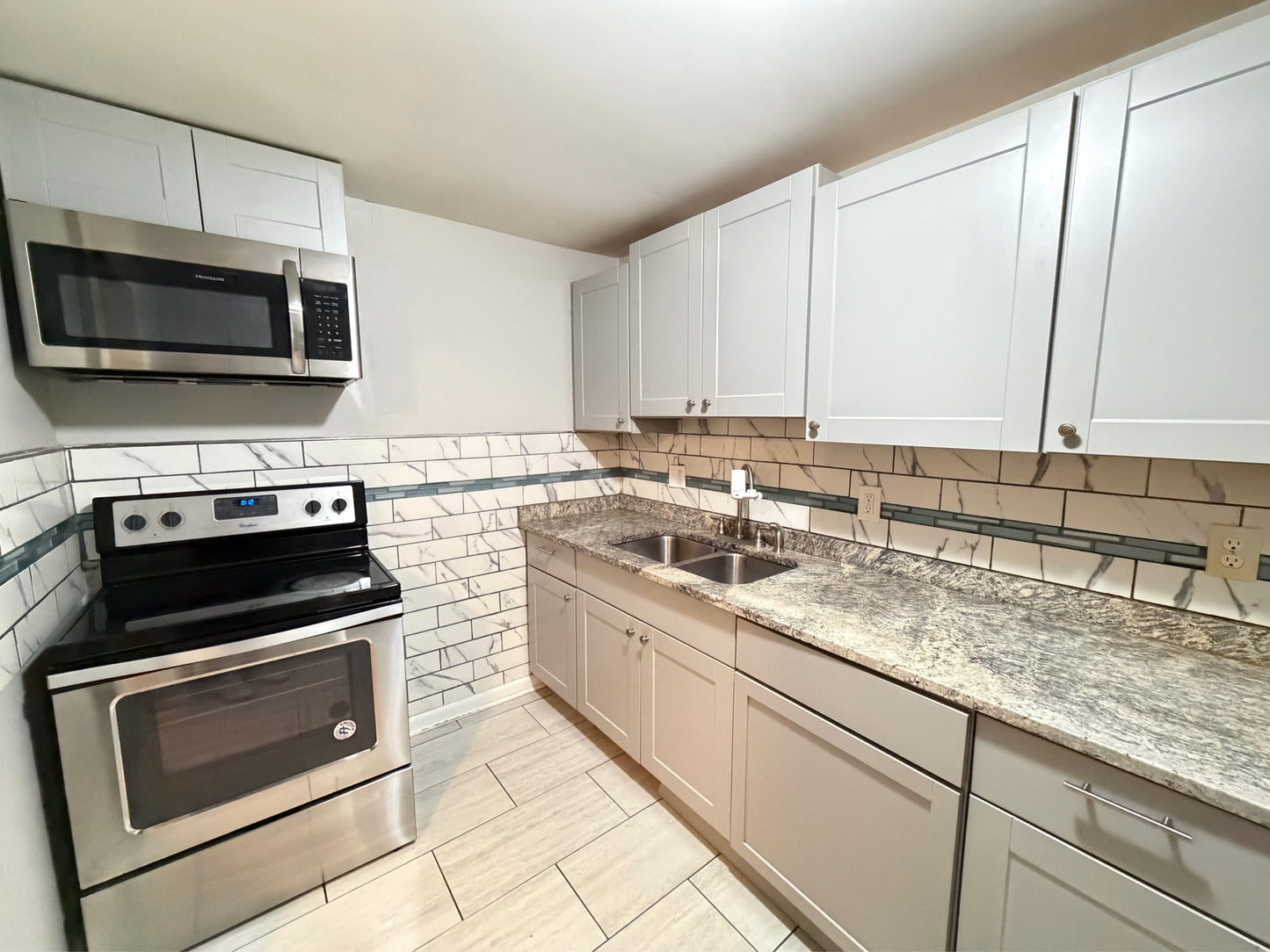 3 bed 2 bath - 132 Denrose Drive Buffalo, NY 1422