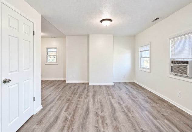 3 bed 1 bath - 5714 Buffalo Avenue - 2 Niagara Falls, NY 14304