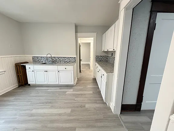 3 bed 1 bath- 2026 Hertel Ave APT 1, Buffalo, NY 14214