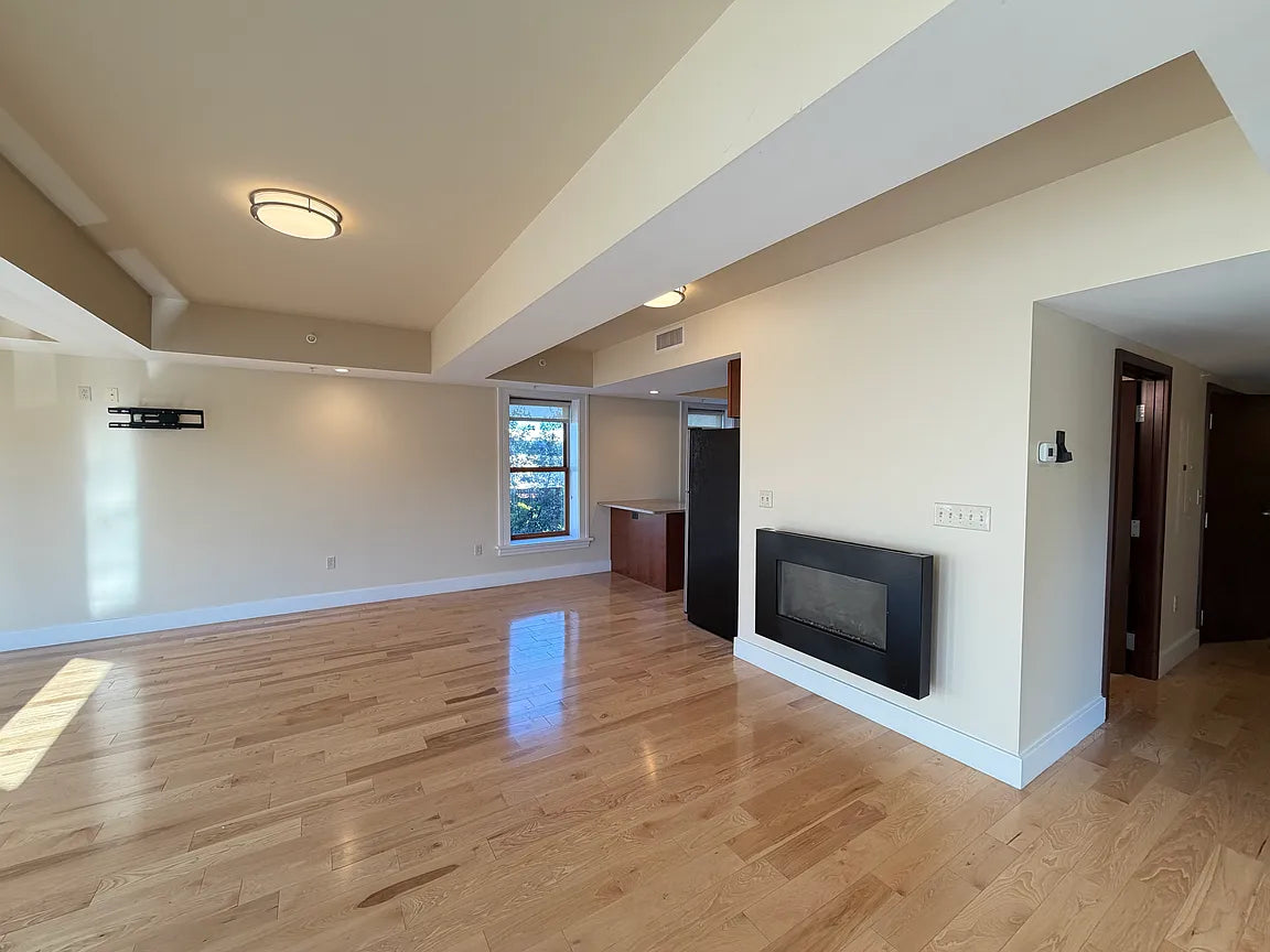 1 bed 2 bath - 111 Genesee St, APT 200, Buffalo, NY 14203