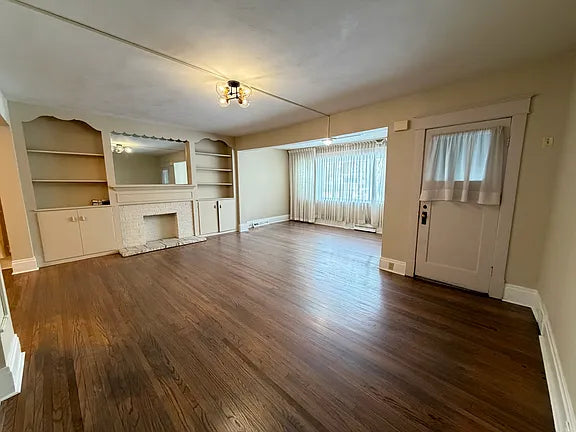 3 bed 1 bath- 300 N Park Ave Unit 1, Buffalo, NY 14216