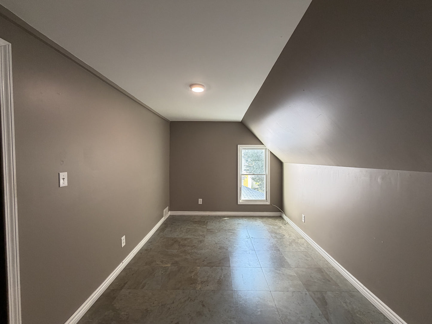 4 bed 2 bath - 11 Pooley Place - Front House Buffalo, NY 14213