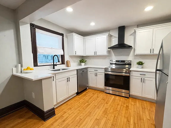 4 bed 1 bath- 834 Elmwood Ave #2, Buffalo, NY 14222