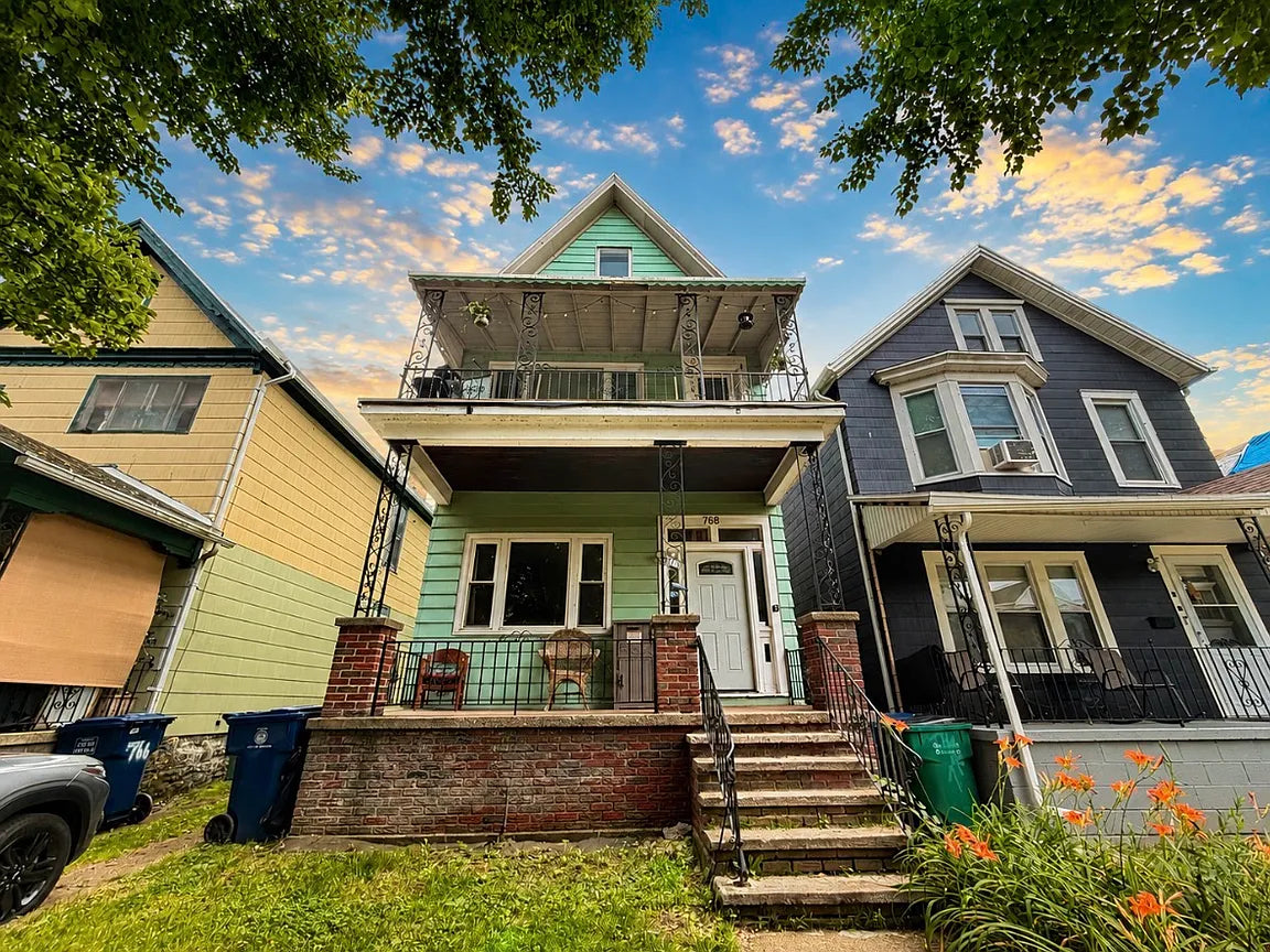 2 bed 1 bath - 768 Prospect Ave, APT 1, Buffalo, NY 14213