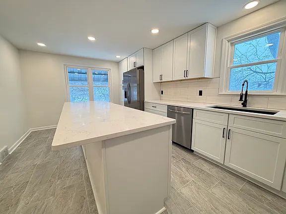 76 S Union Rd FLOOR 2, Buffalo, NY 14221