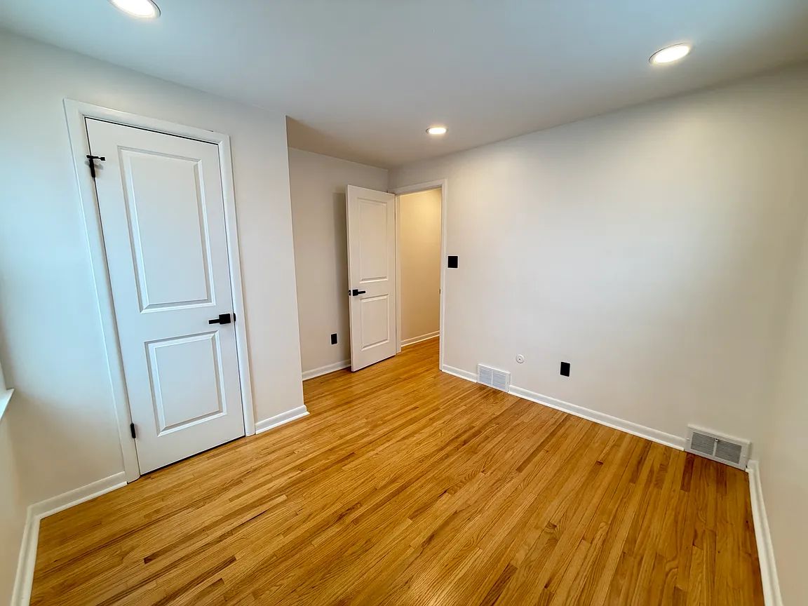 76 S Union Rd FLOOR 2, Buffalo, NY 14221