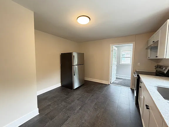 2 bed 1 bath - 320 Chestnut St, APT 2, Lockport, NY 14094