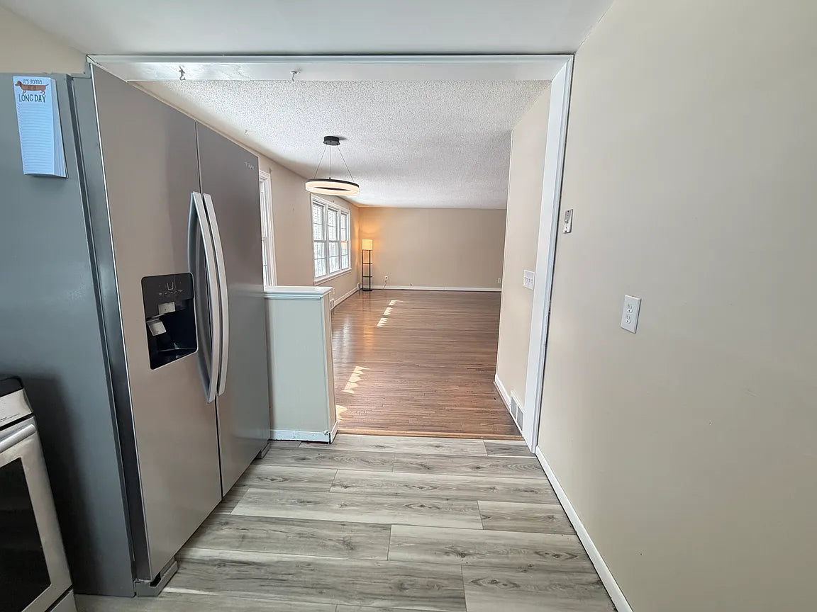 3 bed 1 bath- 10 Tacoma Ave Floor 1, Buffalo, NY 14216